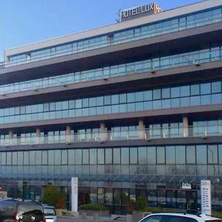 Hotel Lux Modena Esterno foto